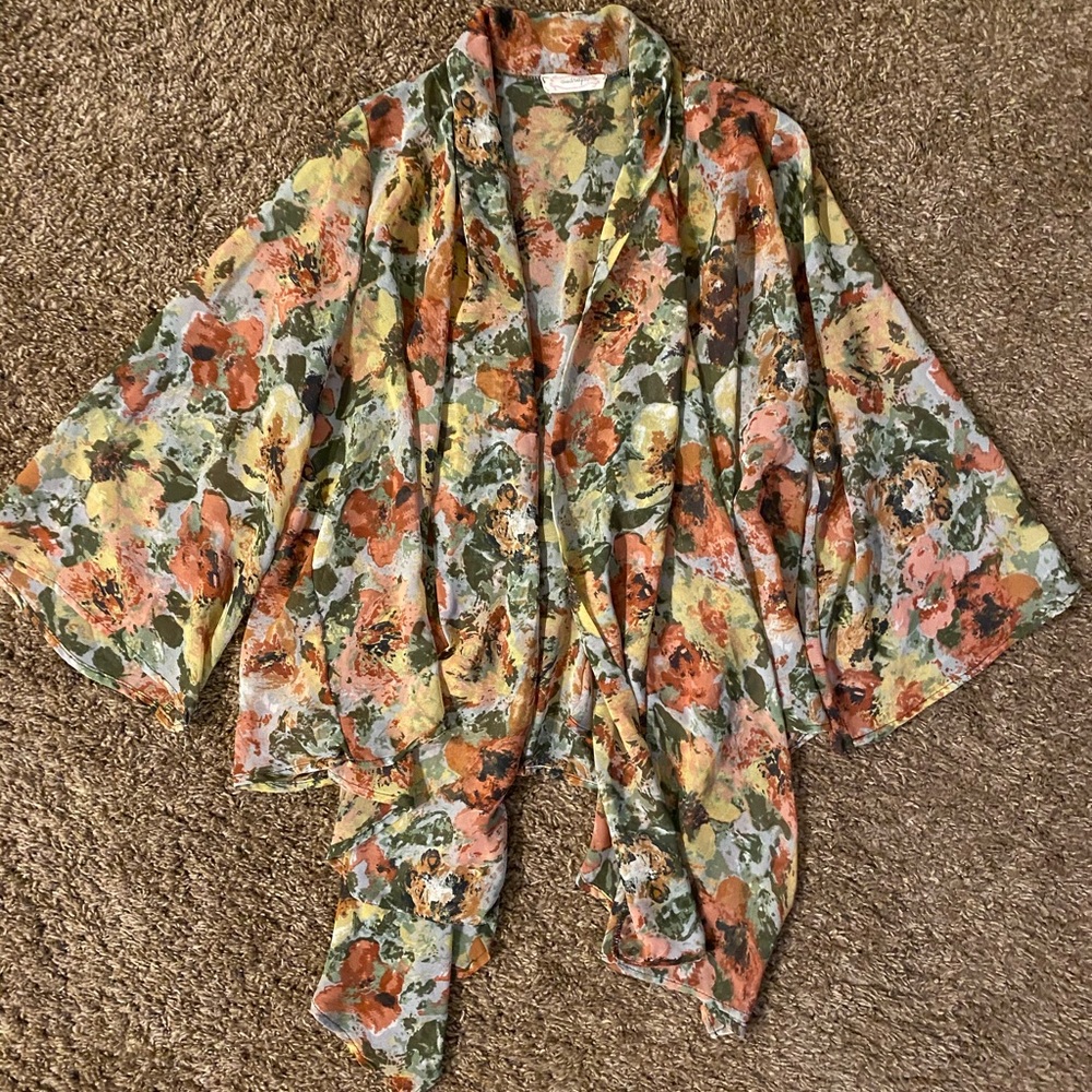 Sheer floral print kimono